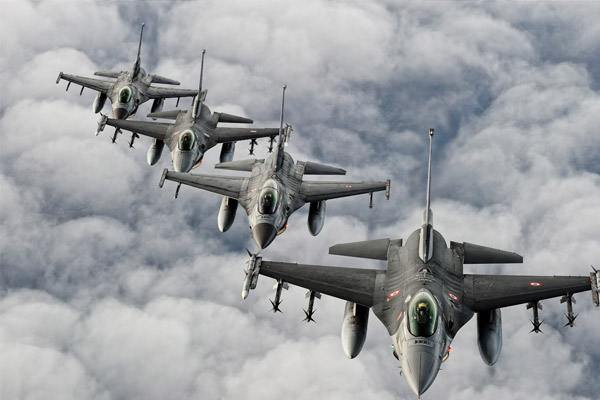 Rus uçakları Azez'de katliam yaptı