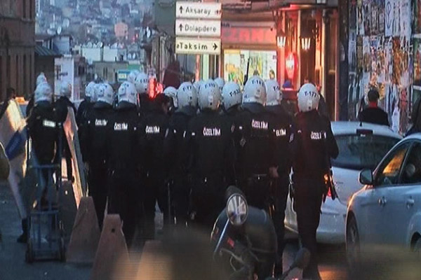 Beyoğlu’nda eyleme polis müdahalesi