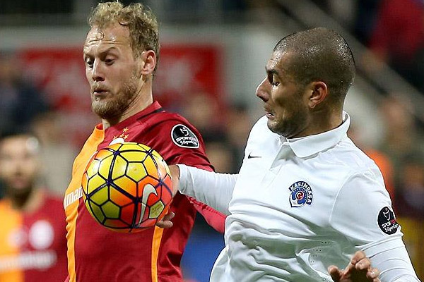 Galatasaray, Kasımpaşa'dan 1 puanla döndü
