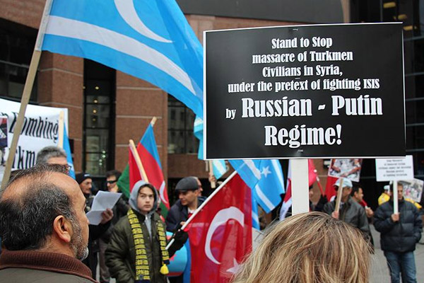 Toronto'da Esed ve Rusya protestosu