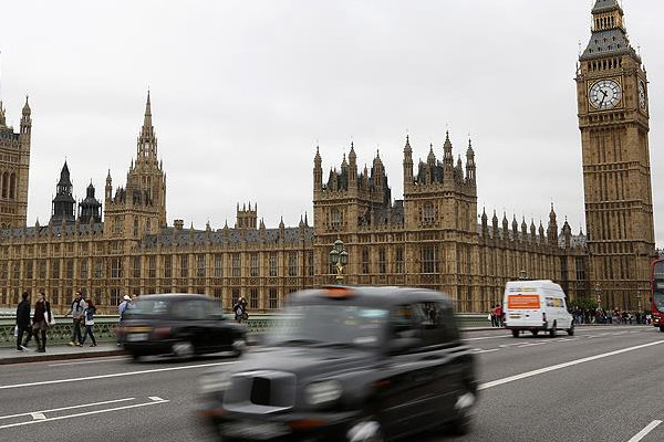 İngiliz siyasetinde Suriye çıkmazı