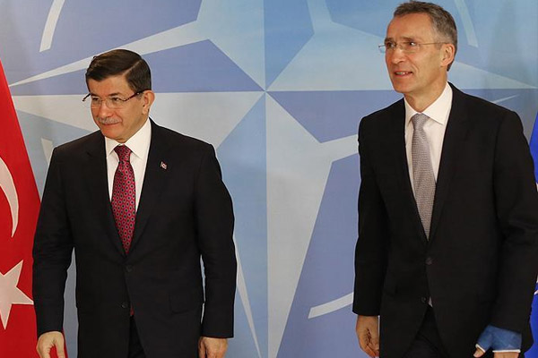 Davutoğlu: Kimse bizden özür beklemesin