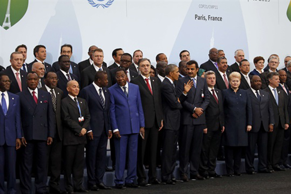 Putin aile fotoğrafına girmedi