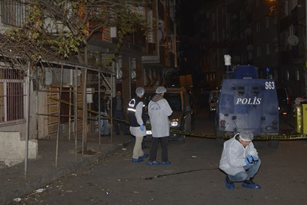 Gaziosmanpaşa'da ses bombası atıldı