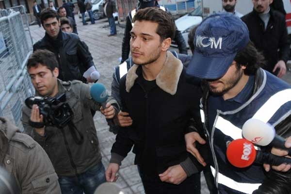 Uyuşturucudan hapis cezası alan ünlülerden yeni hamle geliyor