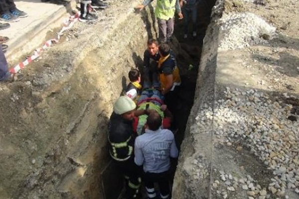 Çorum'daki toprak kaymasında 2 kişi yaralandı