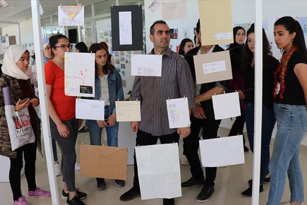 Dünyanın posta zarfını topladı