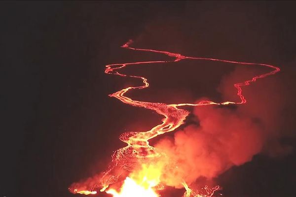 Kilauea Yanardağı'nın patlaması sonucu lav akışı devam ediyor
