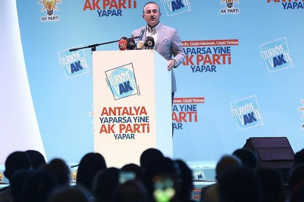 Dışişleri Bakanı Çavuşoğlu: Sınırın ötesinde de hainlerin tepesine indik