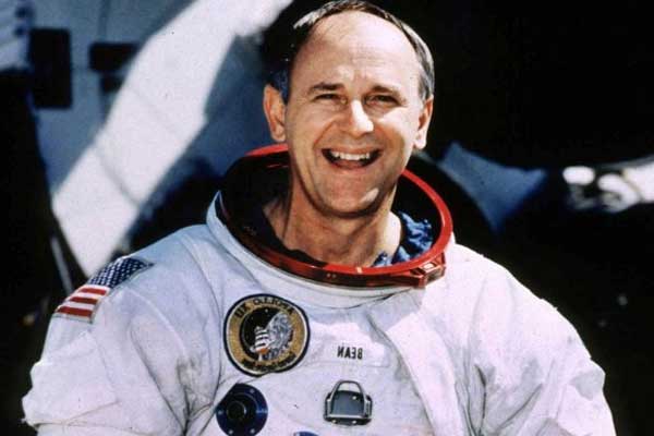 Ay'da yürüyen Amerikalı astronot Alan Bean hayatını kaybetti