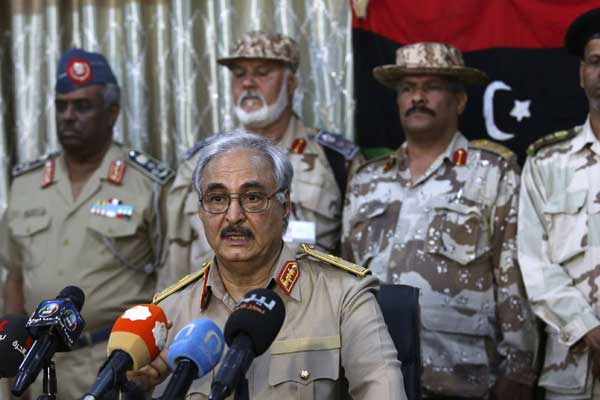 Derne'nin girişi Hafter güçlerinde