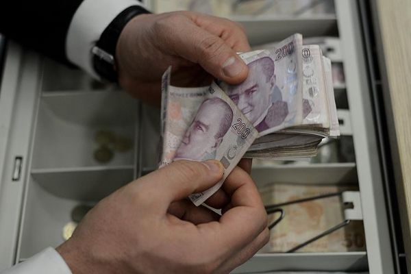 Emekli maaş ve ikramiyeleri erken ödenecek