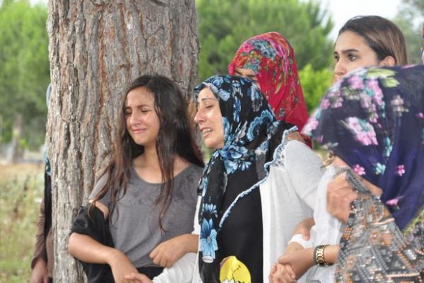 Cenaze aracı oyun parkının etrafında döndü