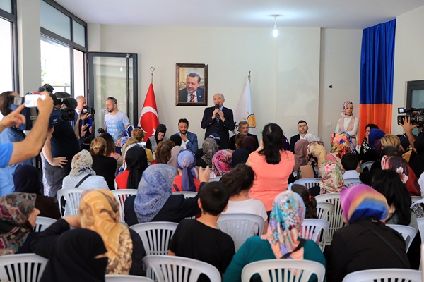 Başkan Uysal, Zeytinburnu'nda ''Millet Bahçesi'' müjdesi verdi