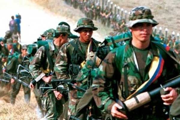 Barışı kabul etmeyen 6 FARC militanı öldürüldü