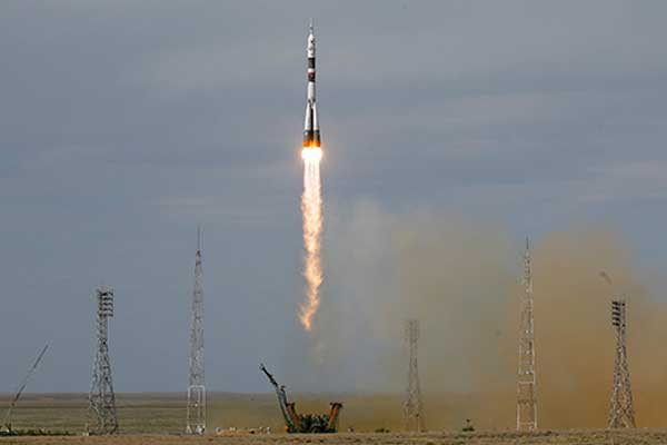 Rus uzay aracı Soyuz MS-09 uzaya fırlatıldı