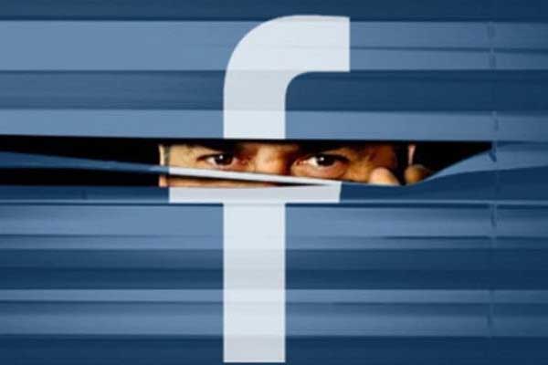 Facebook Çinli şirketlerle veri paylaştığını doğruladı