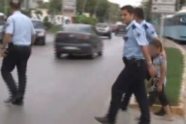 ‘Oğluma iyi bakın’ deyip 35 metreden atladı