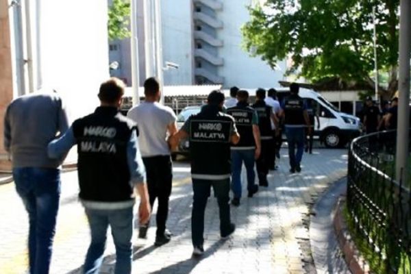 Malatya'da 'torbacı' operasyonu: 30 tutuklama