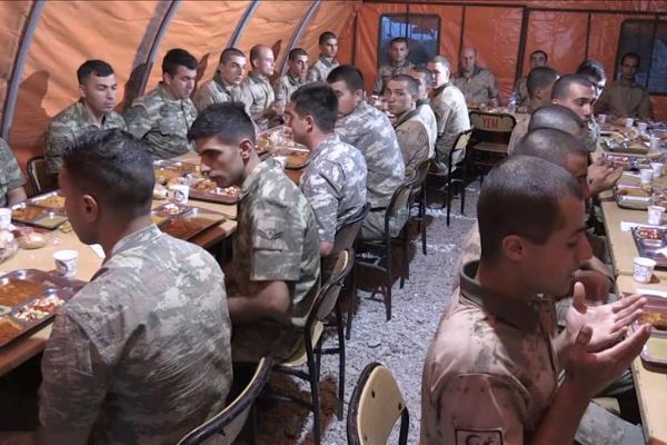 Peygamber ocağında Kadir Gecesi