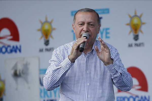 Cumhurbaşkanı Erdoğan: 24 Haziran'da kim kimin apoletini sökecek hesabını soralım