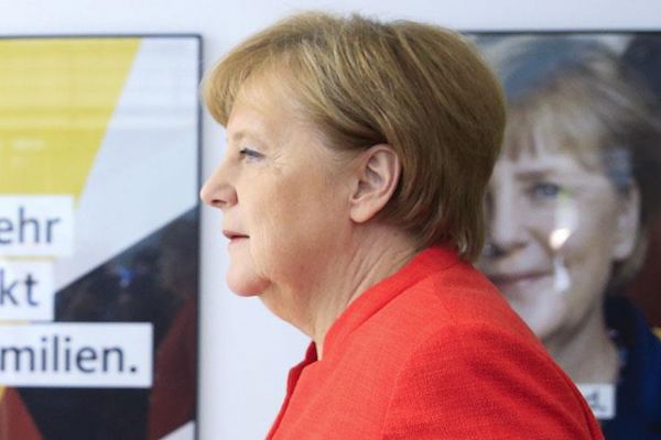 Alman hükümetinde sığınmacı çatlağı