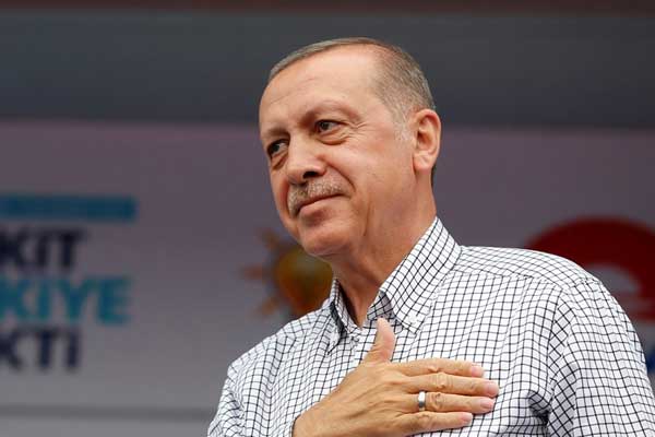 Cumhurbaşkanı Erdoğan'dan 'Dönmem Geri' paylaşımı