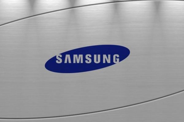 Samsung Galaxy S10'un yeni tasarımı görüntülendi