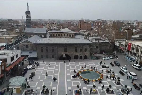 Terörün tahrip ettiği ilçeye 2 milyar lira yatırım