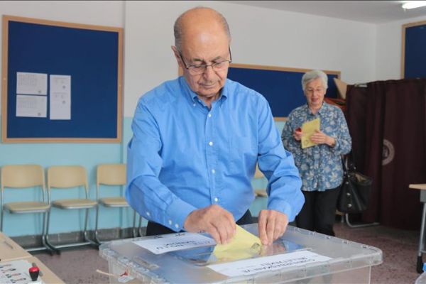 10. Cumhurbaşkanı Sezer oyunu kullandı