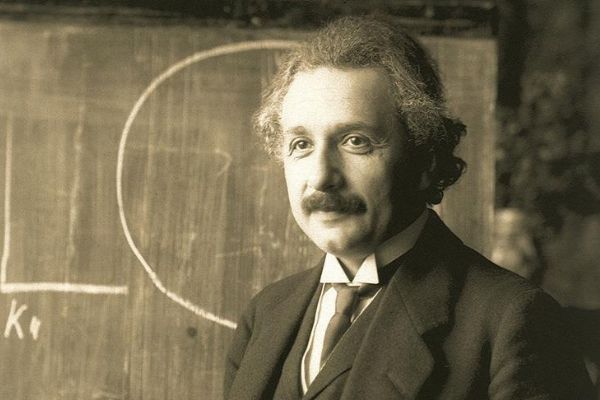 Einstein'ın izafiyet teorisi Güneş Sistemi dışında kanıtlandı