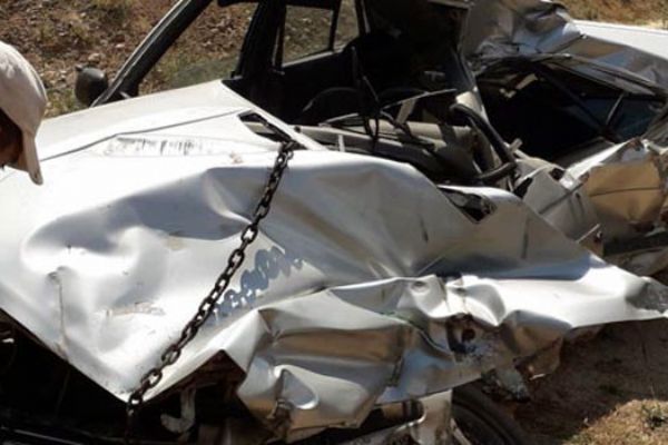 Kahramanmaraş'ta hemzemin geçitte arıza yapan otomobile tren çarptı