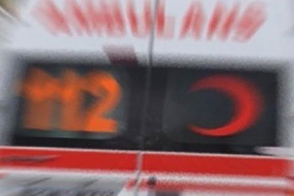 Traktörün altında kalan çiftçi hayatını kaybetti