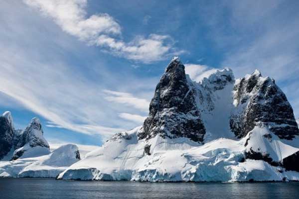 Dünyanın en soğuk noktası Antartika'da: -98 derece