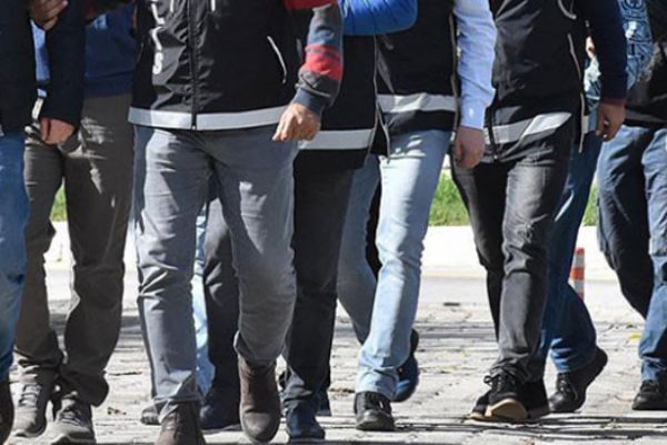 FETÖ'nün hijyen evlerine operasyon: 16 kişi gözaltına alındı