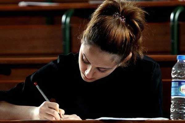 YKS'nin ilk oturumu sona erdi