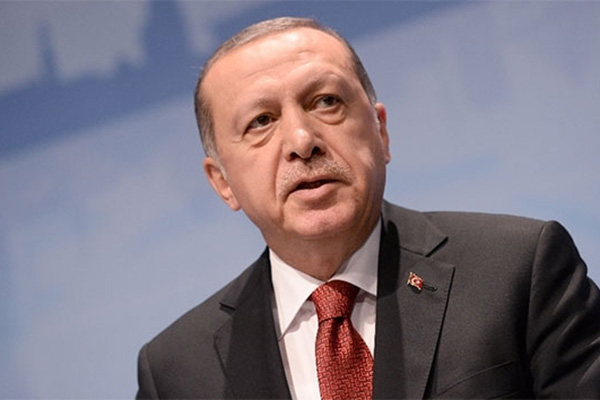 Cumhurbaşkanı Erdoğan, İsmail Gülle’yi tebrik etti