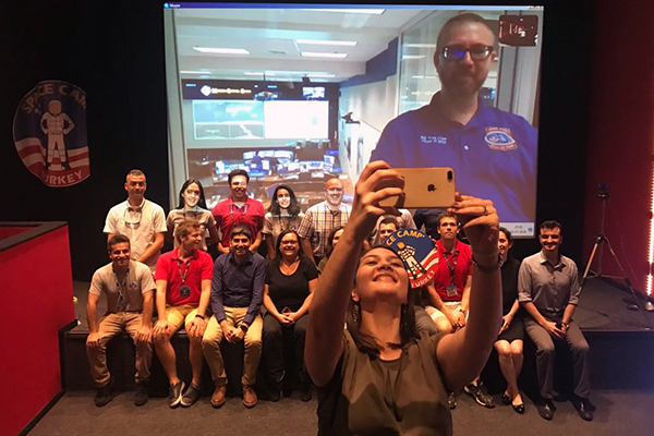 'Gençler geleceğin uzayla şekillendiği bir dönemde yaşıyor'