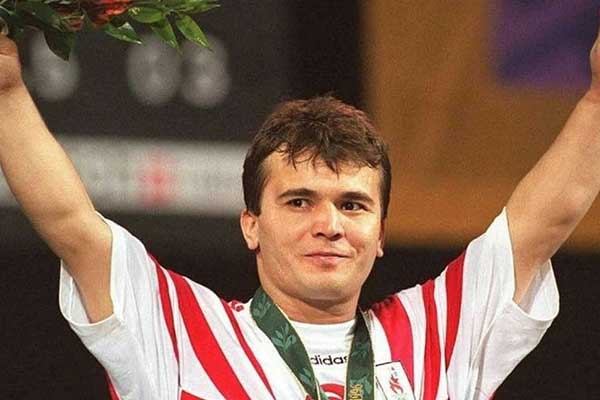 Naim Süleymanoğlu'nun mezarı açılıyor