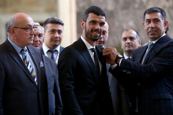 Sofuoğlu: Maaşımı hizmet anlamında kullanacağım