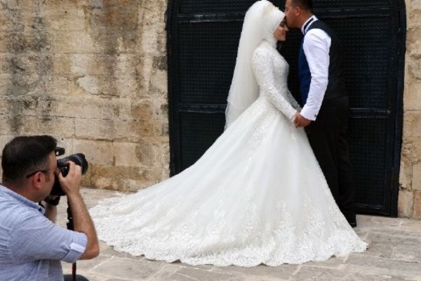 İzmir'de evlenmeler de, boşanmalar da azaldı