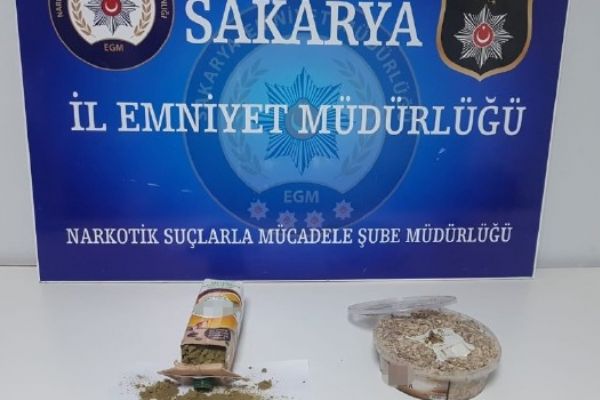 Helva ve meyve suyu kutusundan esrar çıktı