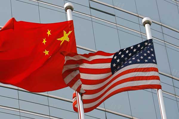 ABD Çin'e ek gümrük vergisi uygulamaya başladı