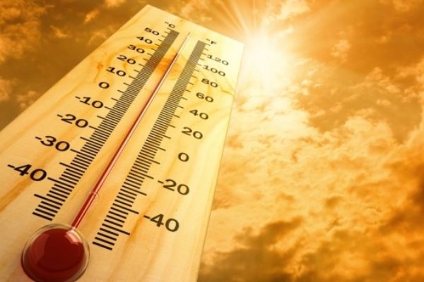 Antalya kavruluyor: Sıcaklık 45 dereceyi gördü