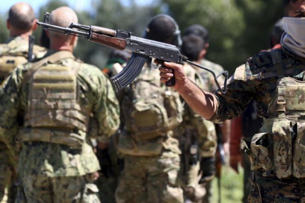 Afrin'de bombalı saldırı hazırlığındaki 2 terörist yakalandı