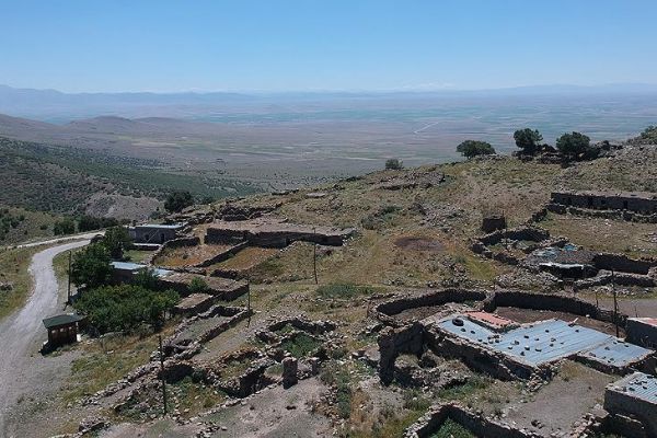 Medeniyetler diyarı Karadağ ziyaretçilerini bekliyor