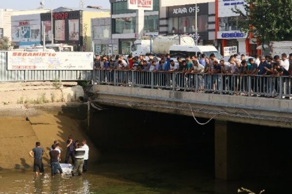 İnşaat işçisi mola verdiği sırada serinlemek için girdiği sulama kanalında boğularak can verdi