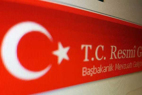 İhraçlar, kapatmalar, göreve iadeler... 701 sayılı KHK yayımlandı