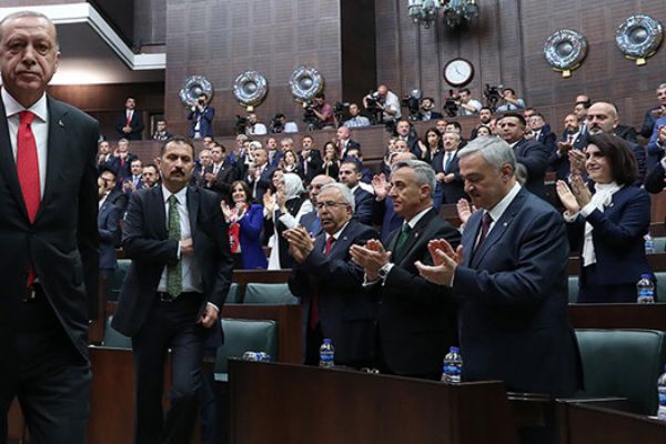 Erdoğan: Milletin yaptığı 'hassas ayarı' doğru anlayalım