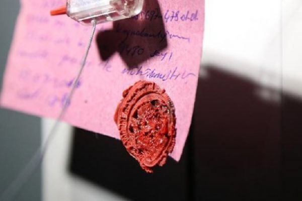 701 sayılı KHK ile 12 dernek, 3 gazete ve 1 televizyon kapatıldı